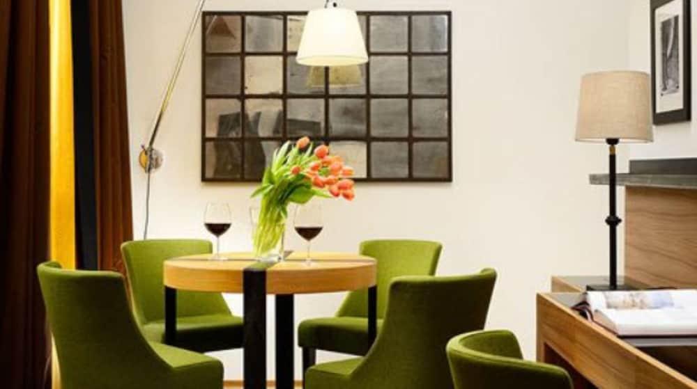 Babuino 181 - Small Luxury Of The World Rom